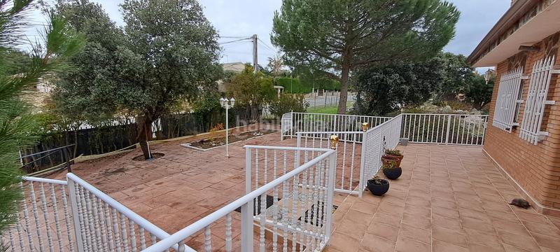 Foto 8972bc74-6803-4c08-a793-135b561af7af. Chalet with fireplace parking in Ituero y Lama