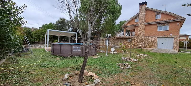 Foto 940e4ed5-4474-4d91-9088-940c6159ab2f. Chalet with fireplace parking in Ituero y Lama