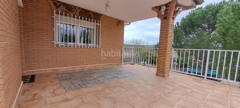 Foto ba76672e-de9b-49cd-8525-c7d71e924810. Chalet with fireplace parking in Ituero y Lama