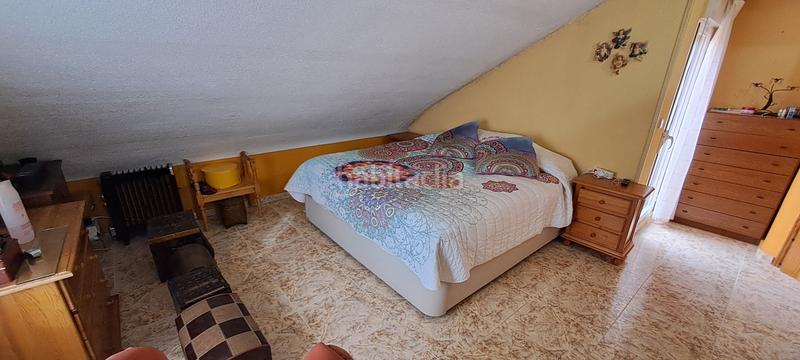 Foto d4254a92-8739-4ad9-92a4-4415d80cc5ff. Chalet with fireplace parking in Ituero y Lama