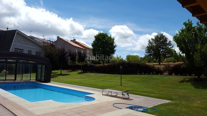 Foto ef6755ac-dc58-43a0-ba06-8e9d2bb51251. Xalet amb calefacció aparcament piscina a Carballiño (O)