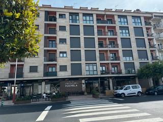 Pis a Avenida 25 de xullo 48