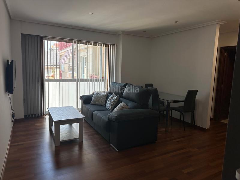 Foto 3cb167fa-1e45-4e51-a003-4b8bb12e0d3f. Alquiler apartamento alquiler curso escolar en Carballiño (O)