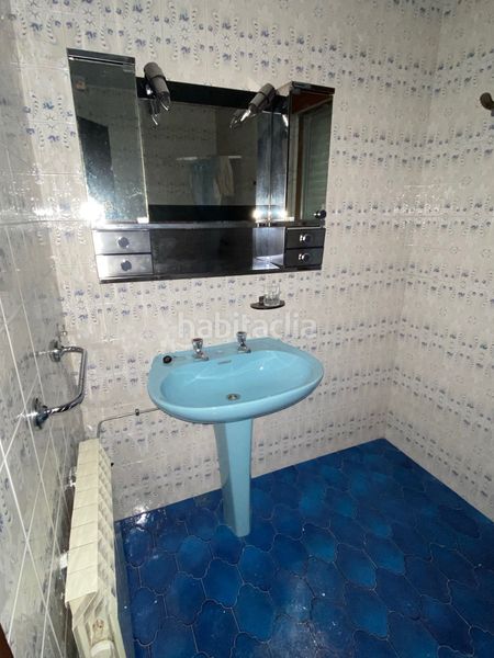 Foto 5f68d3d1-7adb-411f-b72c-cf1e90f133ce. Edificio in Carballiño (O)