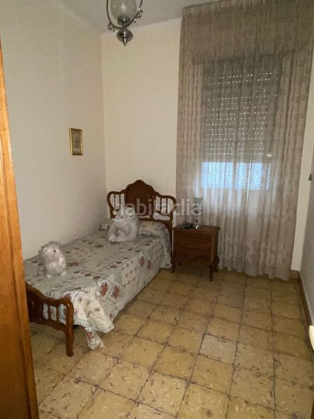Foto f6f72a02-81c1-49a1-98c4-ae00a51f418a. Edificio in Carballiño (O)