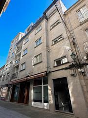 Etagenwohnung in Rúa cánovas do castillo 16