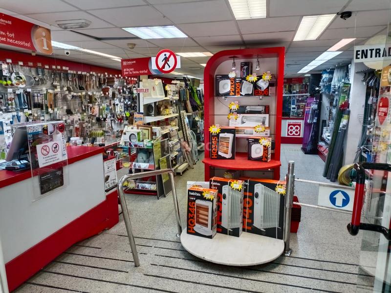 Foto 594bda8f-b20d-4cca-9b1d-d35e7e9afa2f. Geschäftsraum in Singuerlín Santa Coloma de Gramenet