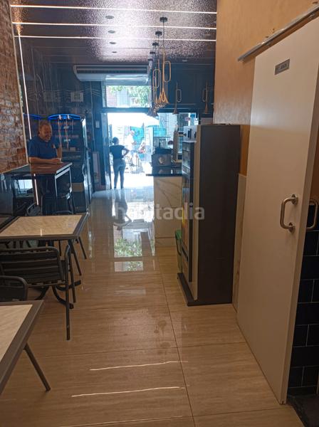 Foto 07ed91b9-ae5c-435d-8149-3f51e4746451. Trapasso locale commerciale con riscaldamento in El Poble Sec - Parc de Montjuïc Barcelona