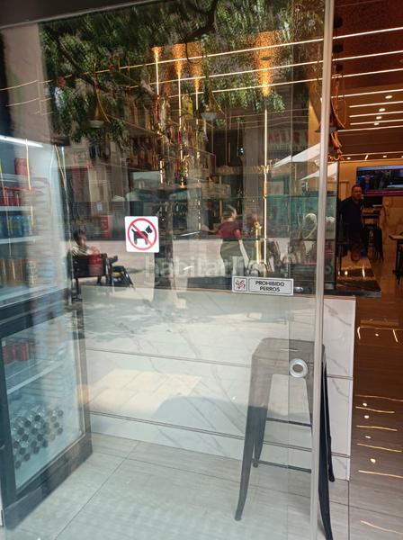 Foto 5ff31700-4b00-4a31-8d98-4185ae3232b9. Trapasso locale commerciale con riscaldamento in El Poble Sec - Parc de Montjuïc Barcelona