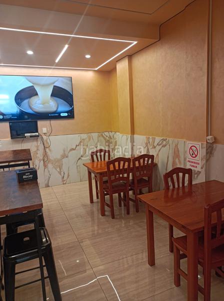 Foto a95606a2-7578-4922-8293-7ba8a4340a41. Trapasso locale commerciale con riscaldamento in El Poble Sec - Parc de Montjuïc Barcelona