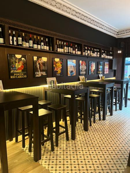Foto 85228048-ea58-44a3-9431-0e50b52c19e2. Traspaso local comercial oportunidad hosteleria traspaso c-3 restaurante + bar copas en Barcelona