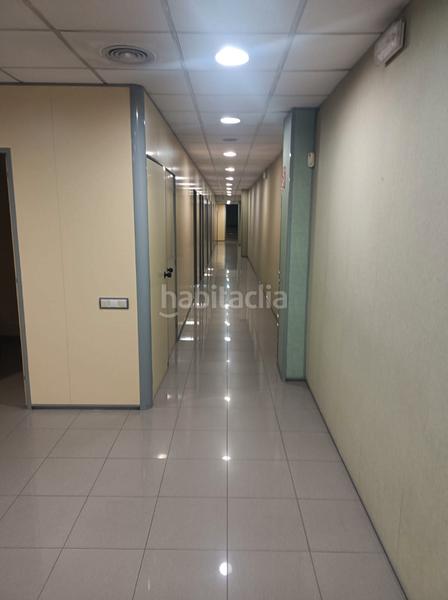 Foto 01bb0210-b58b-45f0-86ee-d3fac8e204af. Rent business premise with heating in Sant Antoni Barcelona