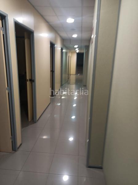 Foto cf8593a5-9d98-4286-a38d-74015a39649d. Rent business premise with heating in Sant Antoni Barcelona