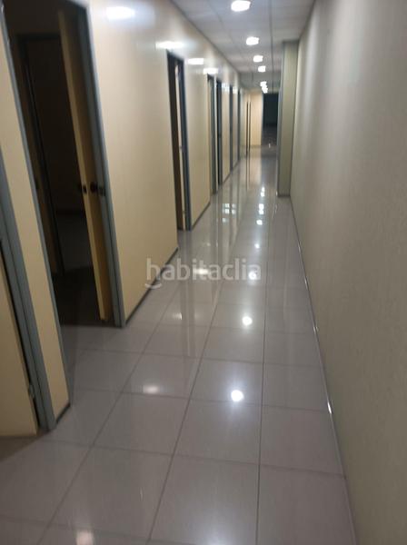 Foto d8811c22-e452-4d34-aa37-be248f67d1c1. Rent business premise with heating in Sant Antoni Barcelona