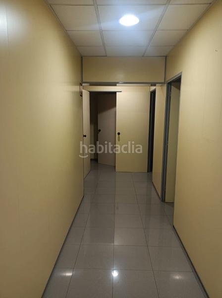 Foto e75ccdad-491e-4abe-a594-b885871a6cb7. Rent business premise with heating in Sant Antoni Barcelona