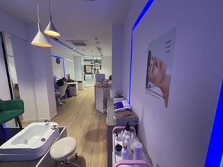 Transfer Business premise  Carrer de villarroel. Villaroel traspaso - tienda de cosmetica -uñas