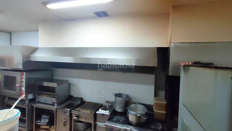 Foto 258d5102-cba9-40a7-a9fc-263e181065f9. Pas-de-porte local commercial dans Castellarnau Sabadell