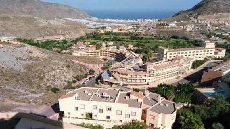 Foto c53b51b4-6a7b-4ab0-a350-8644f1420a27. Car parking in La Envía Vícar