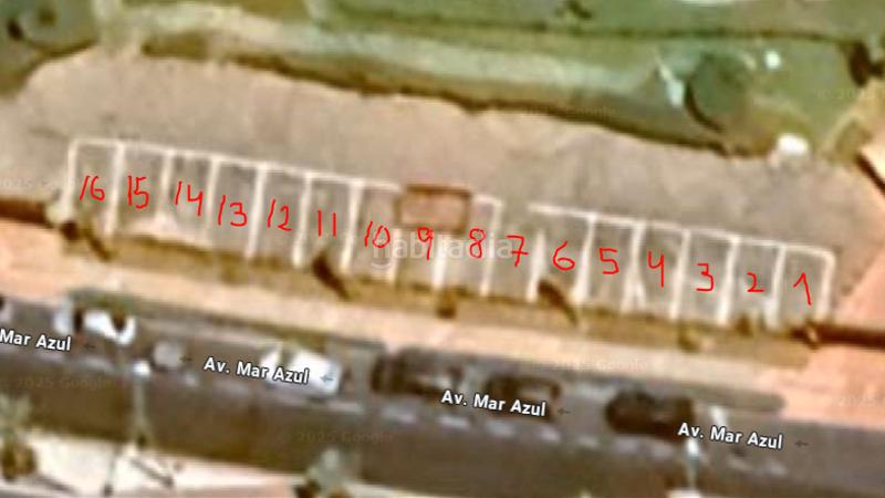 Foto e2c5ef9a-9382-47fd-8f0d-925d1af7e94c. Alquiler parking coche alquiler de plaza de aparcamiento en residencial laguna beach en Ejido (El)