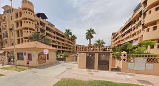 Parking coche en Avenida almerimar 276. Se vende garaje con trastero en el residencial spirit mar