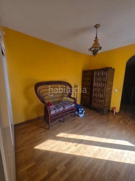 Foto b9c585c6-aa06-449b-8a7e-28d00e6e3d85. Casa amb xemeneia aparcament a Roquetas pueblo Roquetas de Mar