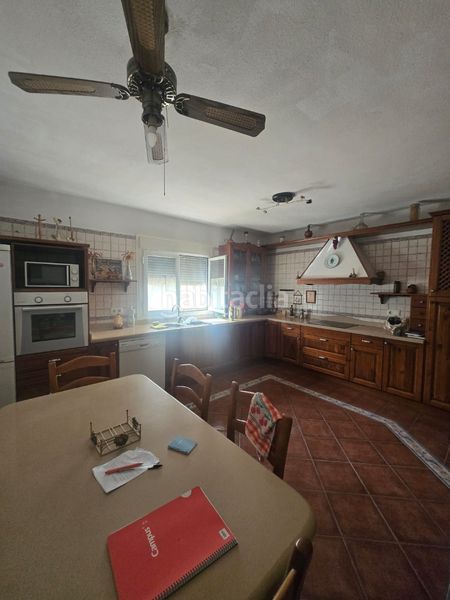 Foto cf4065b0-6076-4d01-b922-a6fd502b4641. Casa amb xemeneia aparcament a Roquetas pueblo Roquetas de Mar