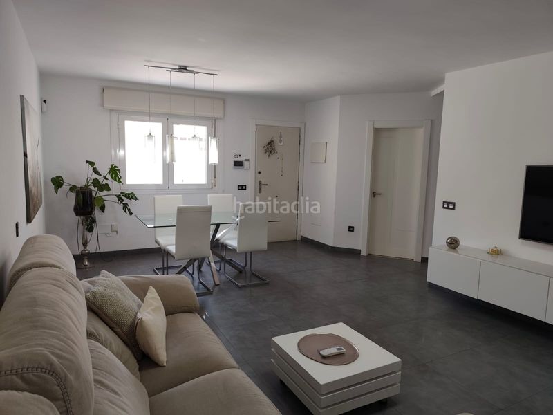 Foto 105769c5-d441-4da8-b154-e48f59c5a5e0. Casa aparellada amb calefacció aparcament a Roquetas pueblo Roquetas de Mar
