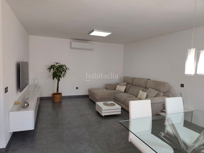 Foto 9e15b967-262c-4cb8-8c64-652084225e9d. Casa aparellada amb calefacció aparcament a Roquetas pueblo Roquetas de Mar