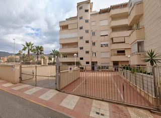 Lloguer Aparcament cotxe a Aguadulce Sur. Se alquila garaje en el residencial costa áfrica