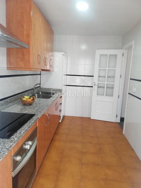Foto 24ab1be6-d5ab-41ac-b9b1-613c1a0930bf. Location appartement dans La Zubia Ciudad Zubia (La)