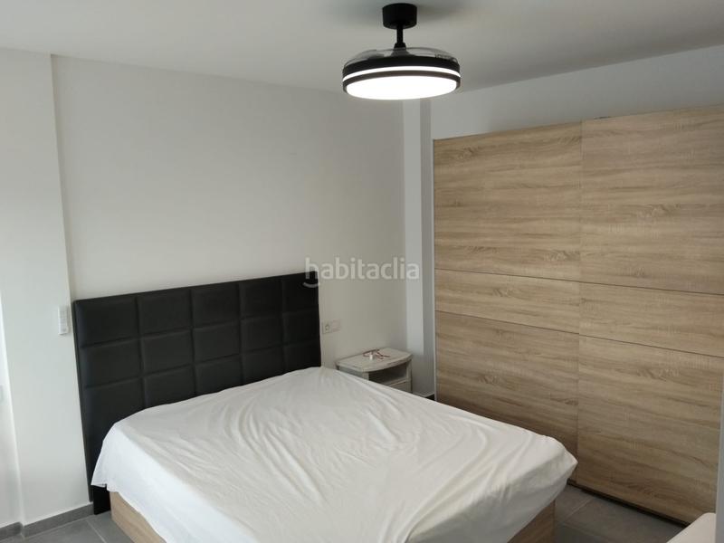 Foto 5eb0e5ad-73ff-48cc-823e-dce3a28fcae6. Alquiler apartamento piso recien reformado en alquiler Altos de la Zubia en Zubia (La)