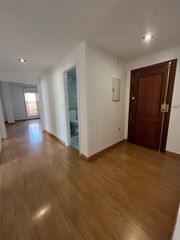 Miete Dachwohnung in La Zubia Ciudad. Ático en alquiler la zubia