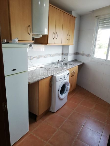 Foto fc3ff586-3bbe-41ed-a63c-d32aa6c84dac. Alquiler piso en Ogíjares