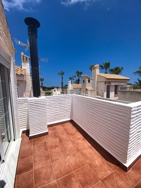 Foto dc81c7f1-86eb-44c2-8186-1d60d15f32a6. Casa amb calefacció piscina a Novamar - Mediterráneo Santa Pola