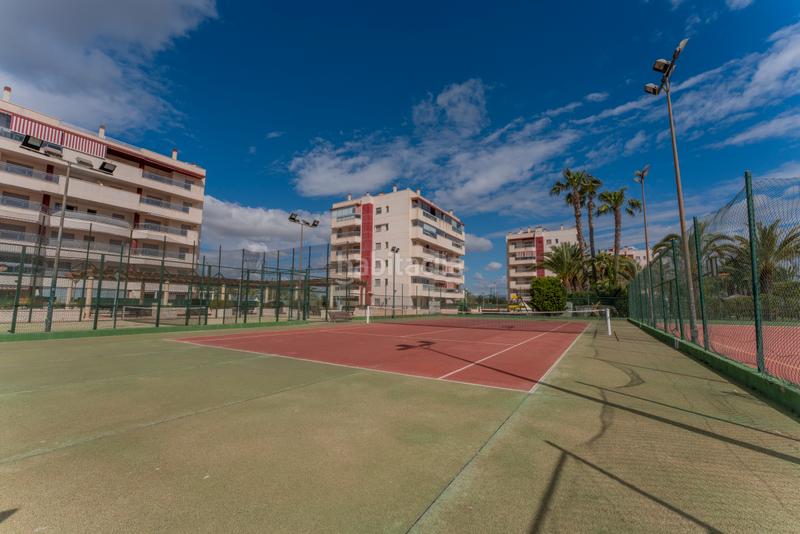 Foto ecfb7e93-05aa-4b1c-bfb1-b60babdefeb2. Piccolo appartamento con riscaldamento parcheggio piscina in Elche / Elx