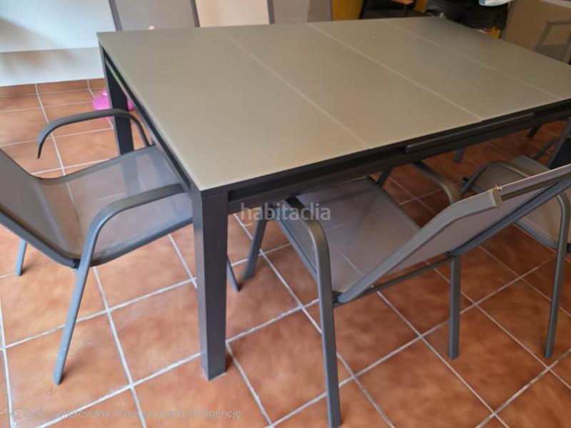 Foto b6b9d6d8-2f9e-4a10-860f-cb325457f268. Planta baja nbspbungalow en planta baja recién reformado en venta 69 m jardín de entradaprecioso bungalow en planta baja de 69 m, completame en Elche / Elx