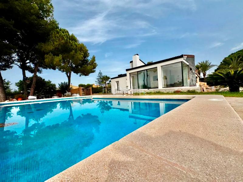 Foto 41129766-6d90-4795-bcb8-195ac918736f. Chalet with heating pool in Valverde Elche / Elx