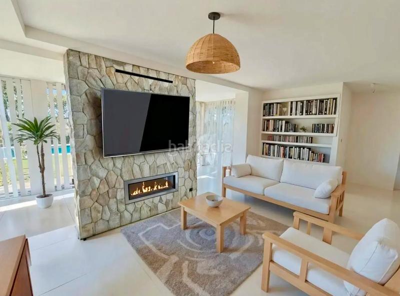 Foto ad9c062b-40ba-4737-8888-de64b51b2622. Chalet with heating pool in Valverde Elche / Elx