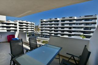 Apartament a Los Arenales del Sol. Precioso y moderno apartamento con vistas al mar en arenales del