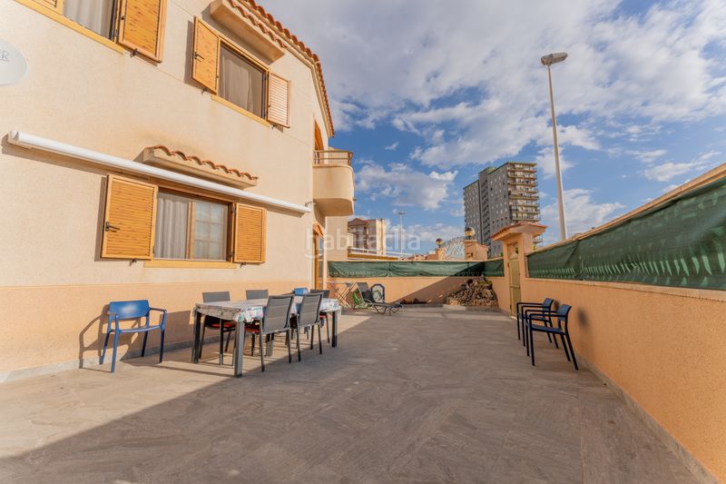 Foto baf0e101-8f8d-4aad-b5b5-d2db210dc649. Casa adossada amb aparcament piscina a Los Arenales del Sol Elche / Elx