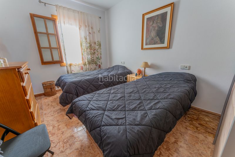 Foto e28a3f46-d723-4c6b-ab6d-35b6ac5401dc. Casa adossada amb aparcament piscina a Los Arenales del Sol Elche / Elx