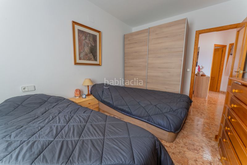 Foto f17687e7-4a89-4aa4-a5da-454a1f640017. Casa adossada amb aparcament piscina a Los Arenales del Sol Elche / Elx