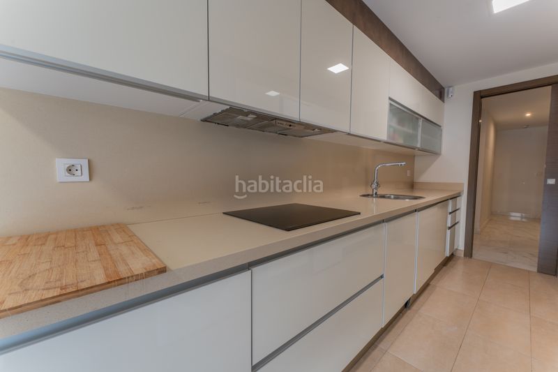 Foto e55a69ba-818f-4b58-bacb-cc93449ed396. Pis amb calefacció aparcament piscina a Goteta Alicante