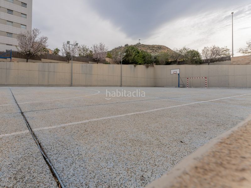 Foto fc674b7d-4d8a-4325-9409-96b2a987b650. Pis amb calefacció aparcament piscina a Goteta Alicante