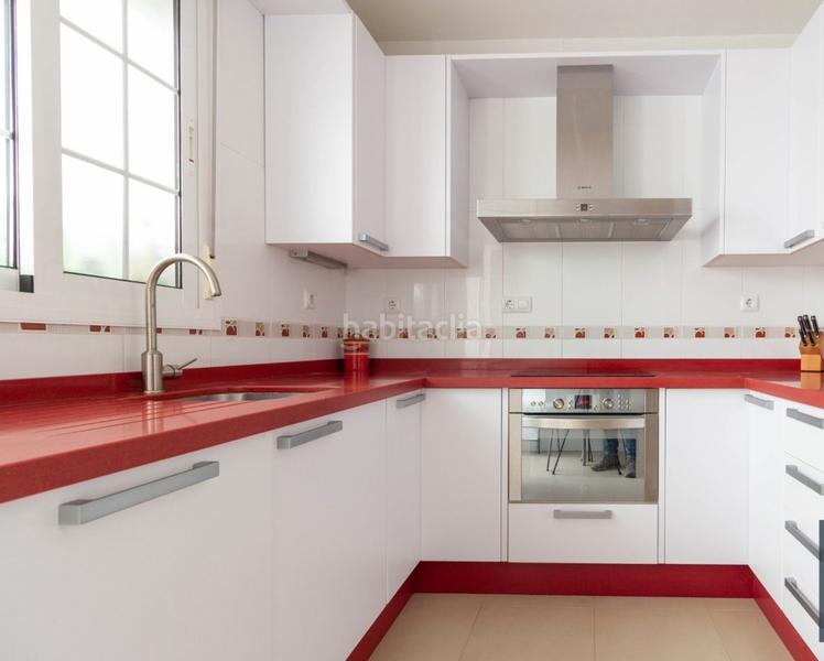 Foto 2ab9457f-078a-4694-9323-b6edf847e01e. Appartamento in El Puerto Roquetas de Mar