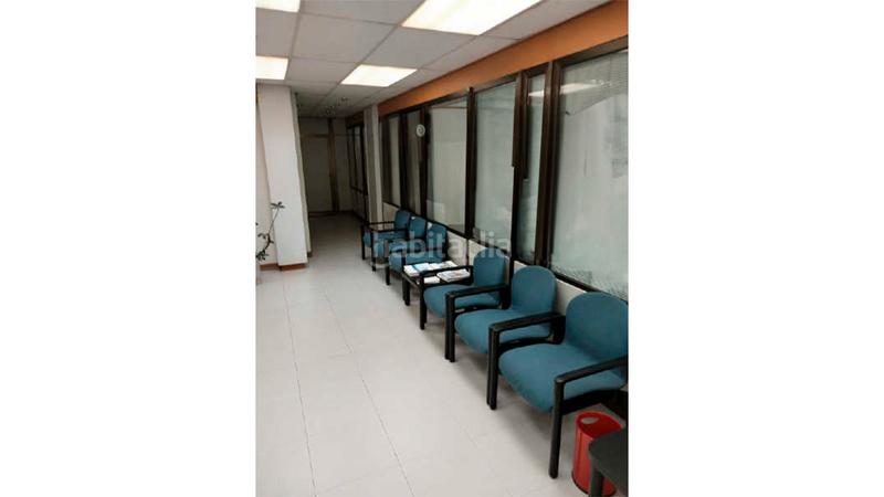 Foto 4f082764-7c94-47ba-9c5d-d20a560c4533. Local comercial en calle de santiago 17 en Centro Valladolid