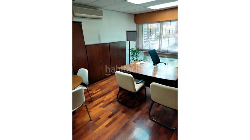Foto d7cf04e5-1807-4c27-b96b-e64c8add15ea. Local comercial en calle de santiago 17 en Centro Valladolid