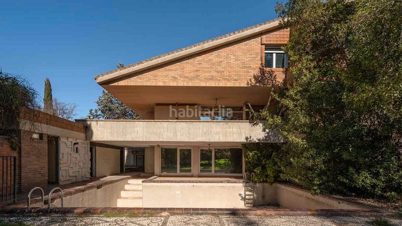 Foto ef60cc2f-65f7-466f-8dc3-2404cc35d3df. Chalet en calle tramontana 26a en Albolote