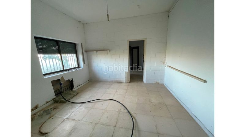 Foto 633868c7-f3bc-4285-b6c3-e1456ab431d3. Edifici a Sancti - Spíritus