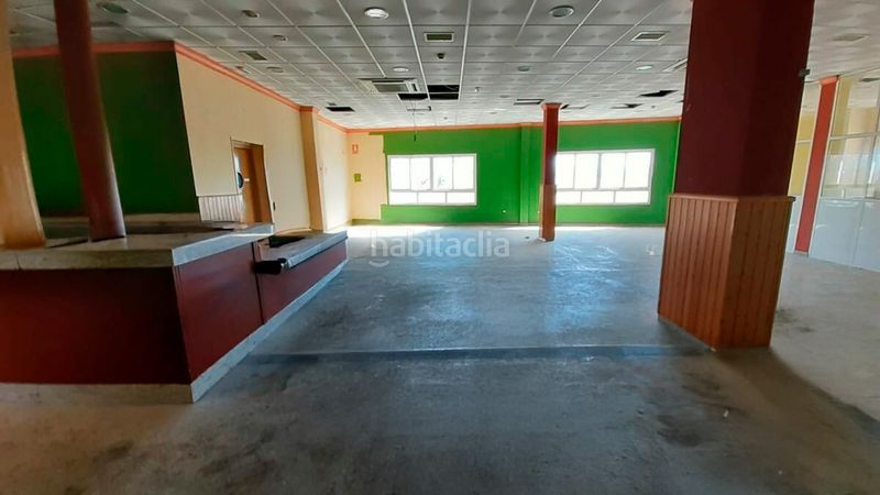 Foto 55c7a159-85fe-42ab-8002-db07cabd8504. Edificio in Guarromán